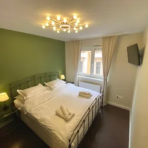  Apartament Berzenczey
