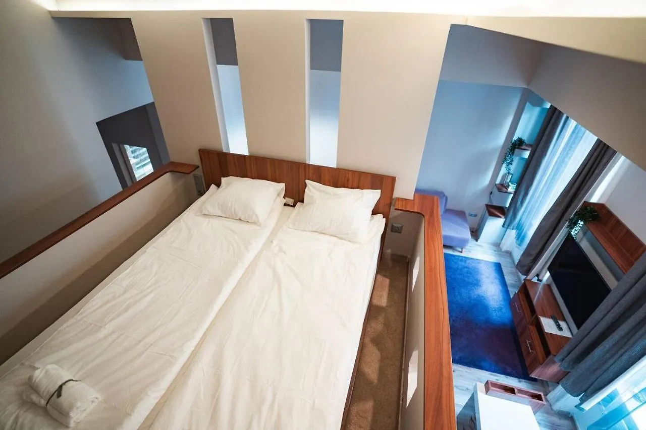 Elizabeth 44 Boulevard Apartment Budapest